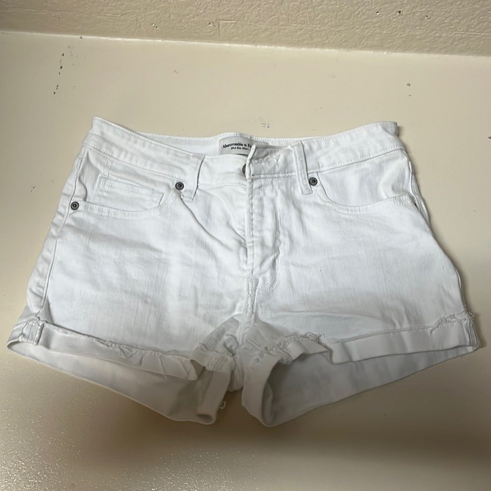 Abercrombie and fitch shorts 26/2